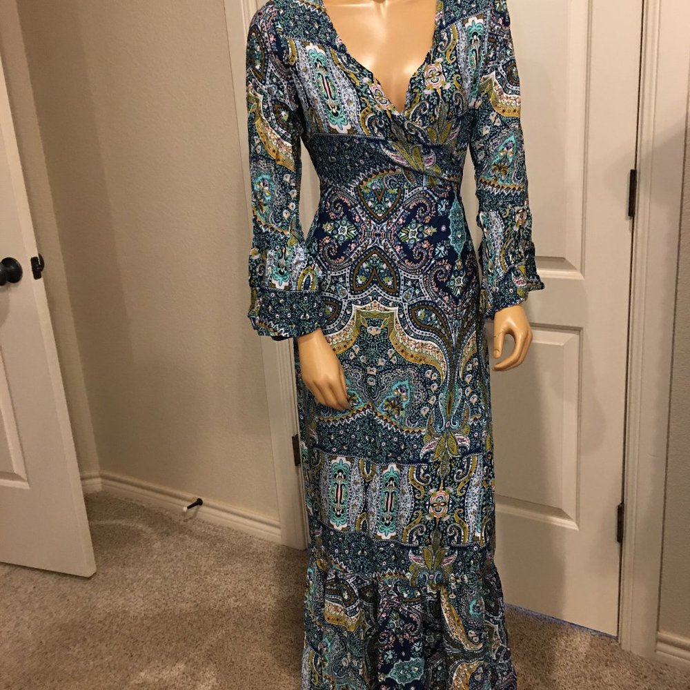 Great wrap dress with pretty print